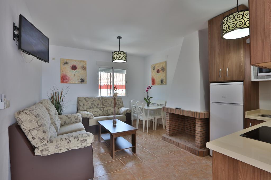 Apartamentos El Madronal Coto Rios Luaran gambar