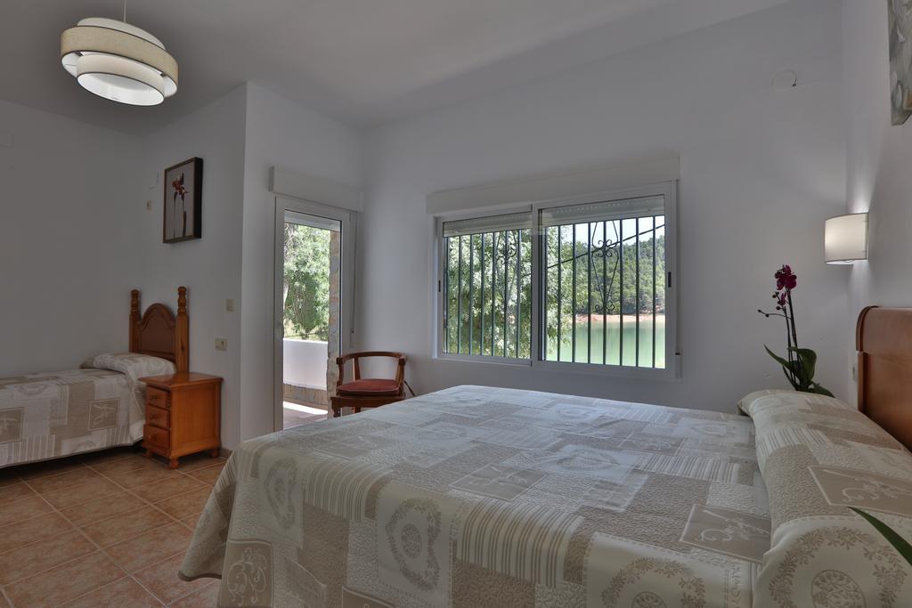 Apartamentos El Madronal Coto Rios Luaran gambar