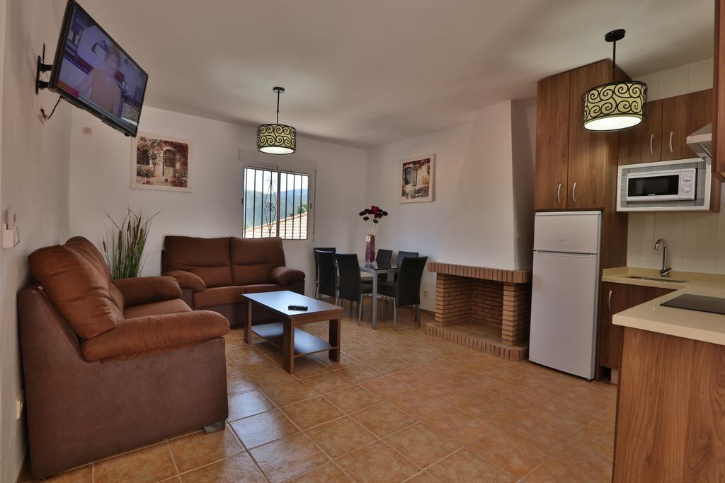 Apartamentos El Madronal Coto Rios Luaran gambar