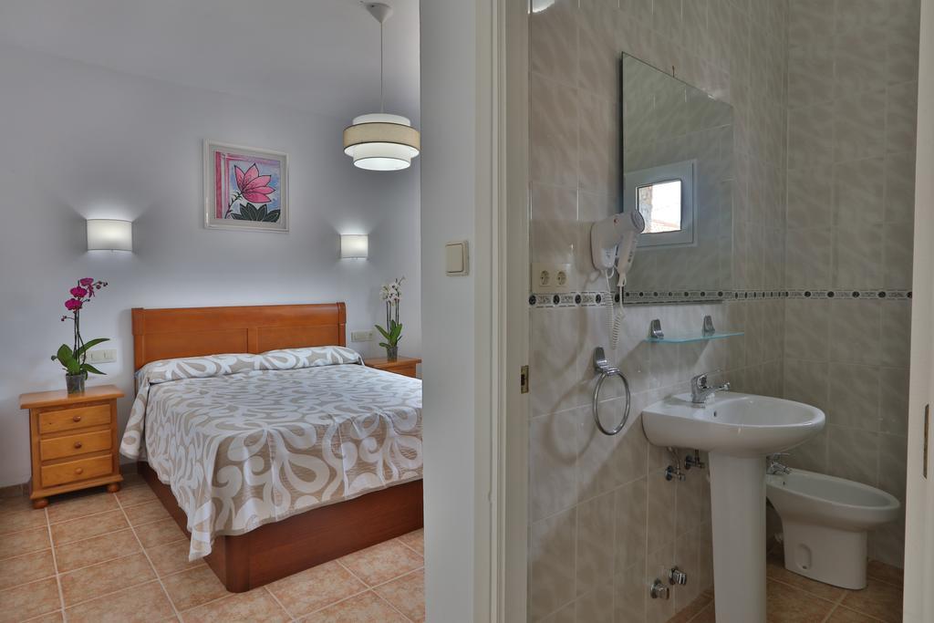 Apartamentos El Madronal Coto Rios Luaran gambar
